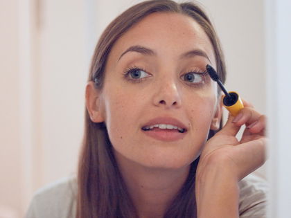Mascara: DIESE Wimperntusche pflegt und kräftigt brüchige Wimpern