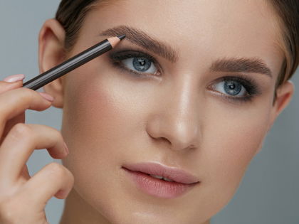 Augenbrauen stylen: Die besten Produkte für Anfänger, Fortgeschrittene und Profis