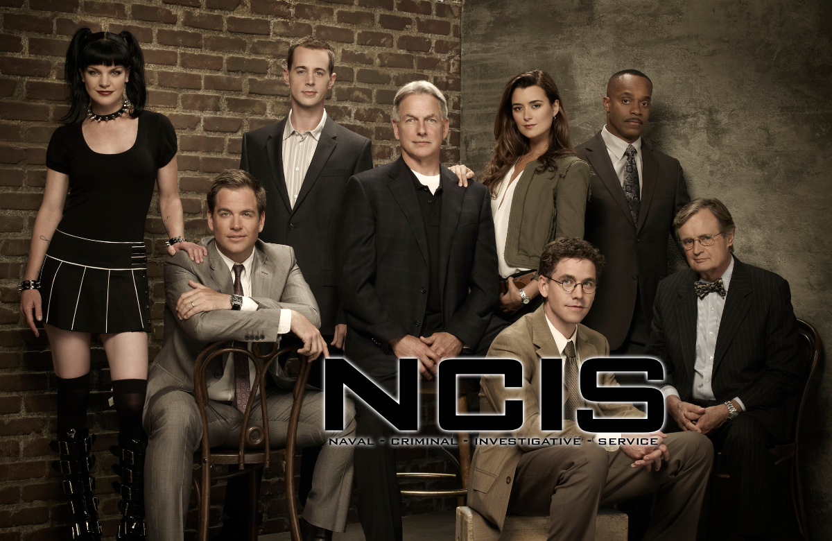 "Navy CIS" Cote de Pablo auf Gruppenbild
