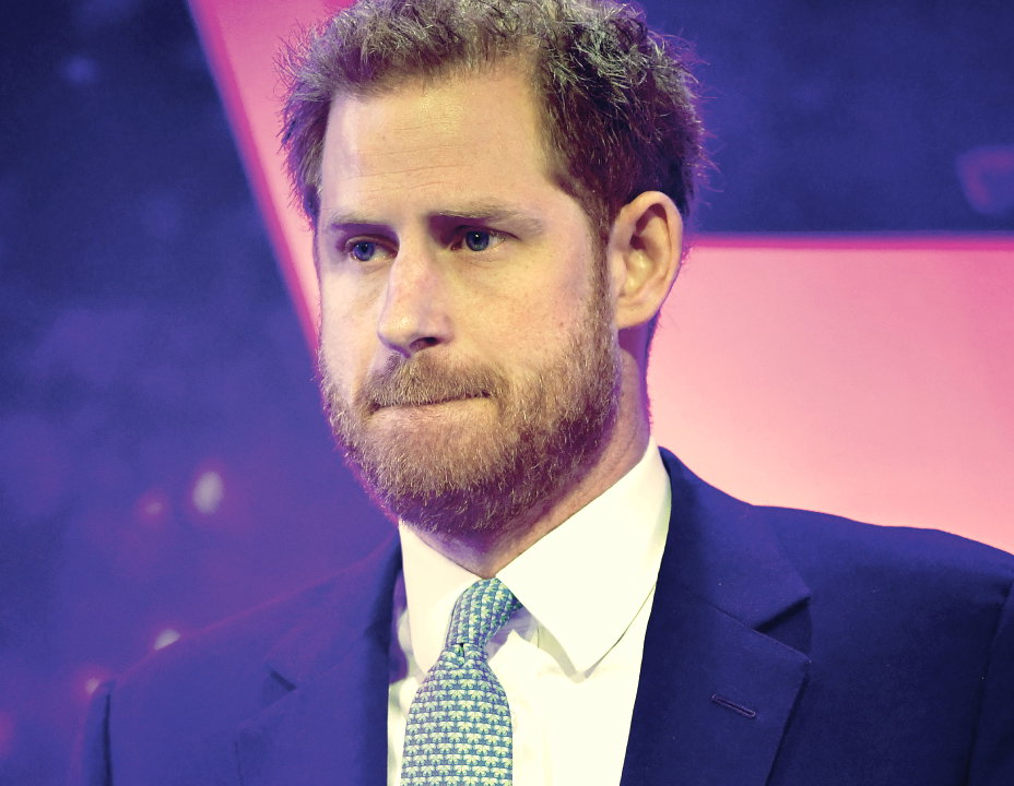 Prinz Harry kneift die Lippen zusammen
