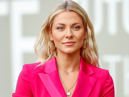 Valentina Pahde: Geheime Fotos! GZSZ-Star zeigt sich oben ohne