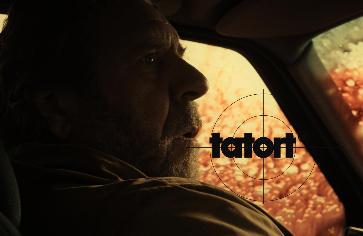 "Tatort" aus Frankfurt "Erbarmen. Zu Spät": Franz Decker (Uwe Rohde) im Bluregen