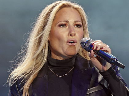 Helene Fischer: Plötzlich gehen ihre Kollegen auf sie los