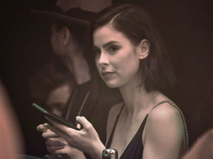 Lena Meyer-Landrut: Leg doch mal das Handy weg!