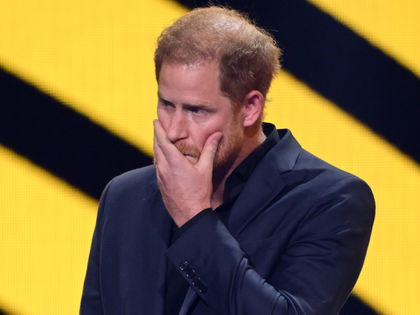 König Charles hat Krebs: Harry reist nach England - Experten in Sorge! "Es ist ernst"