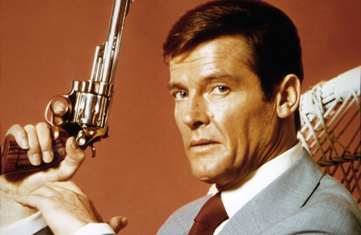 Roger Moore als James Bond