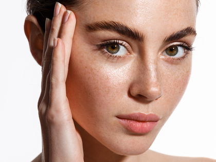 Anti-Aging: Diese cleveren Serum-Sticks bügeln jede Falte glatt