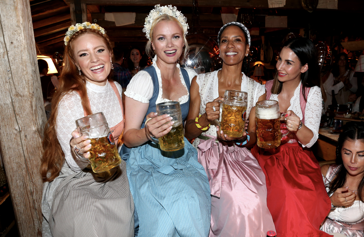 Stars auf dem Münchner Oktoberfest 2023: Barbara Meier, Franziska Knuppe, Barbara Becker, Sila Sahin