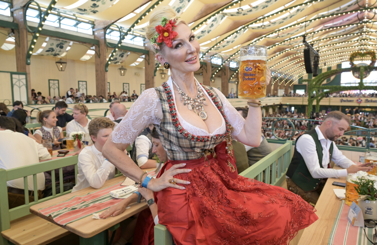 Stars auf dem Münchner Oktoberfest 2023: Désirée Nick