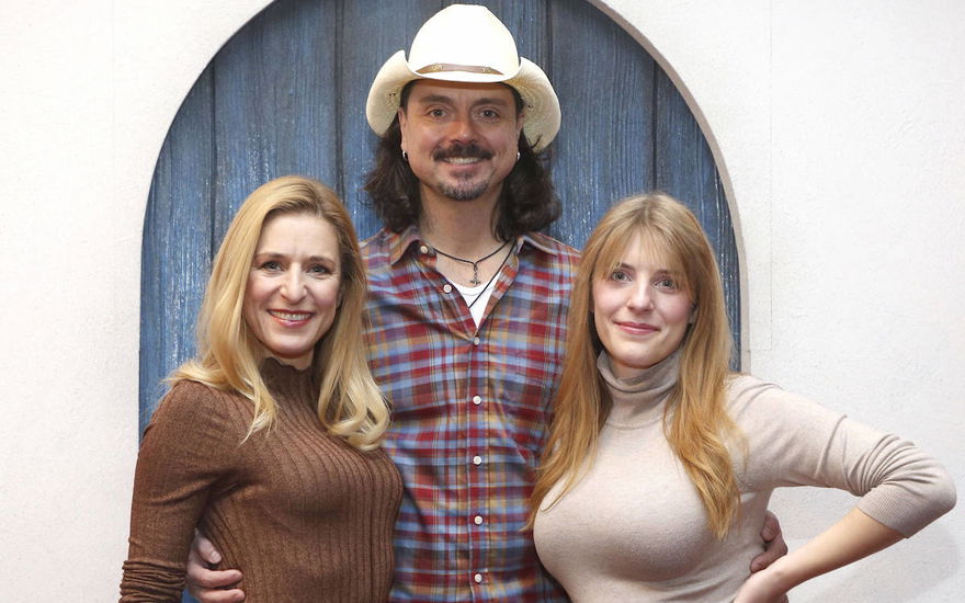 Stefanie Hertel, Johanna Mross und Lanny Lanner bei Presse-Event Musical Mamma Mia