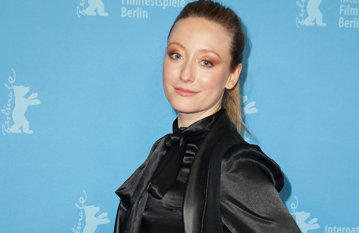 Alina Fritsch auf dem Roten Teppich