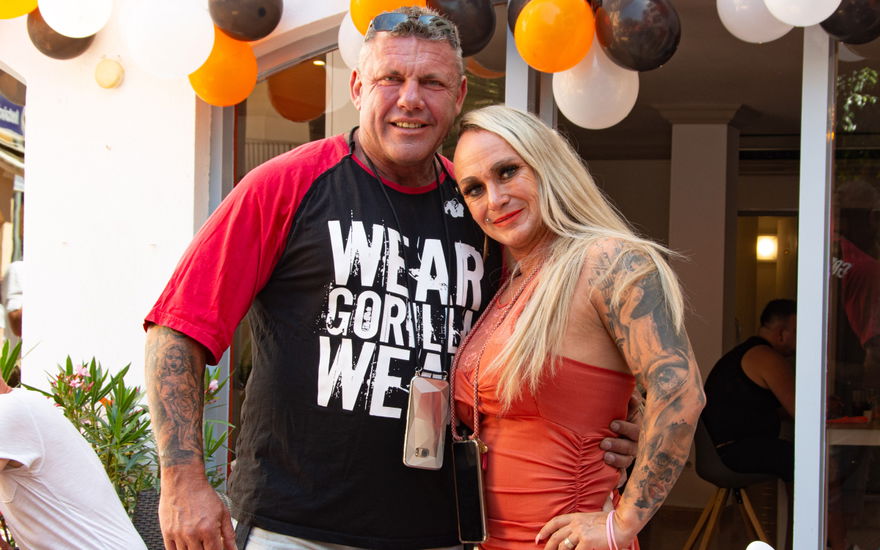 Andreas und Caro Robens beim Opening vom Iron Diner in Cala Millor