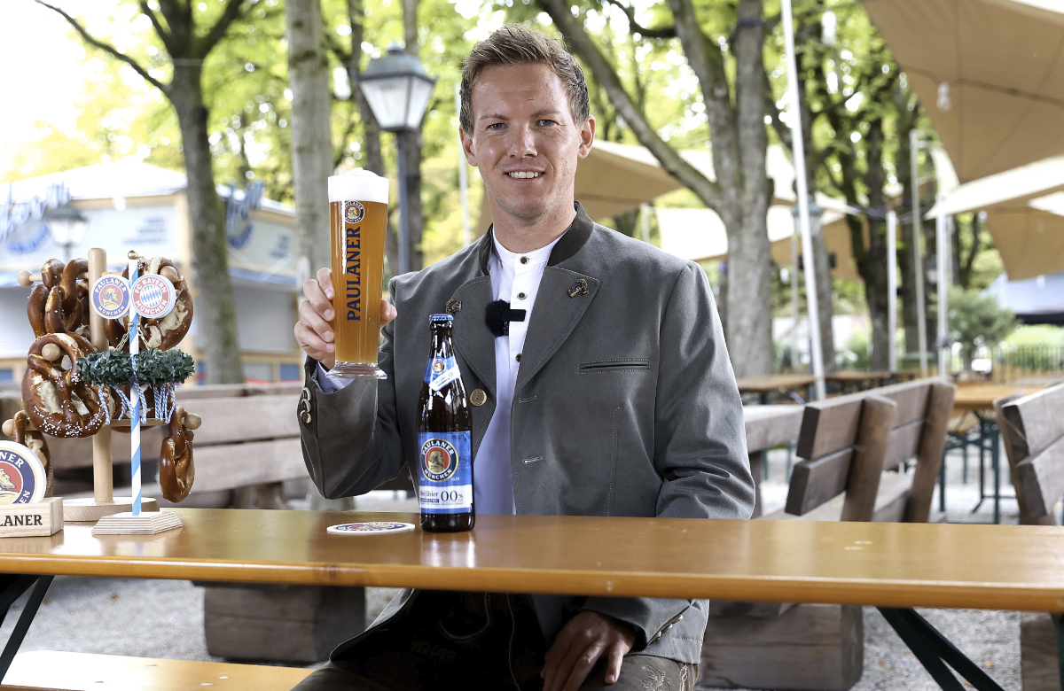 Fußball-Bundestrainer Julian Nagelsmann in Oktoberfest-Outfit