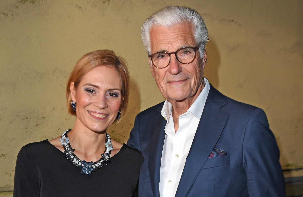 Julia Schütze und Sky du Mont glücklich