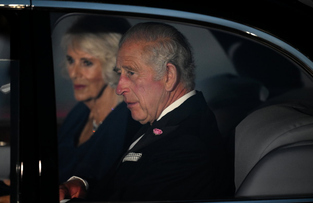Königin Camilla und König Charles III. in Frankreich.