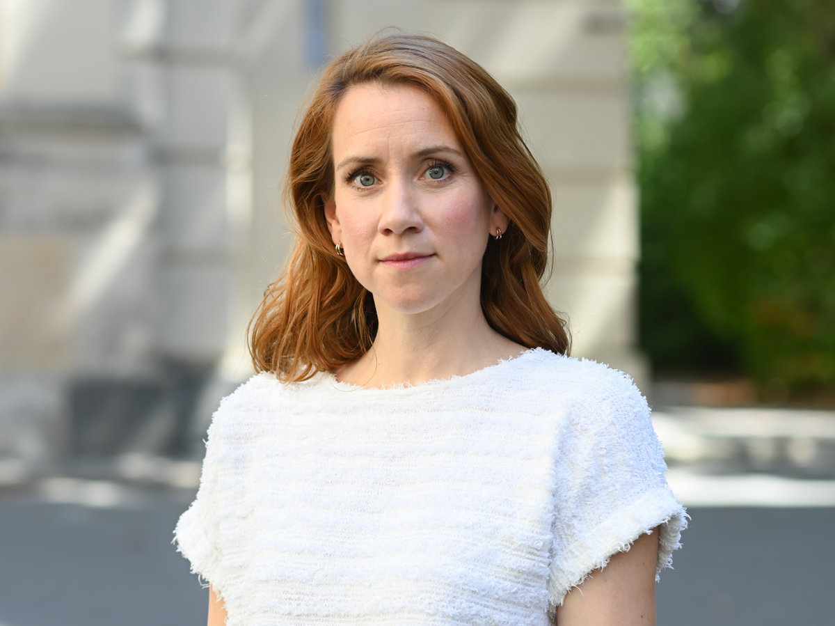 Lena Dörrie lächelt leicht
