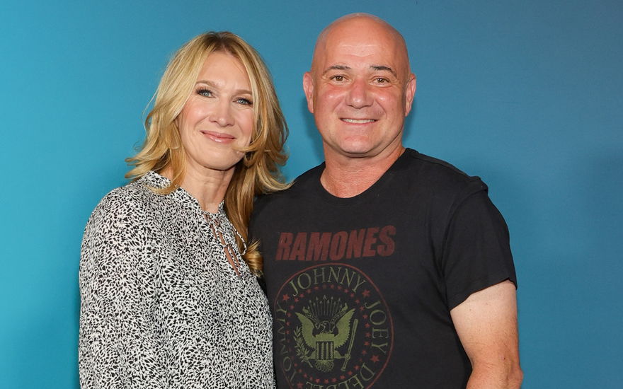 Steffi Graf und Andre Agassi Arm in Arm