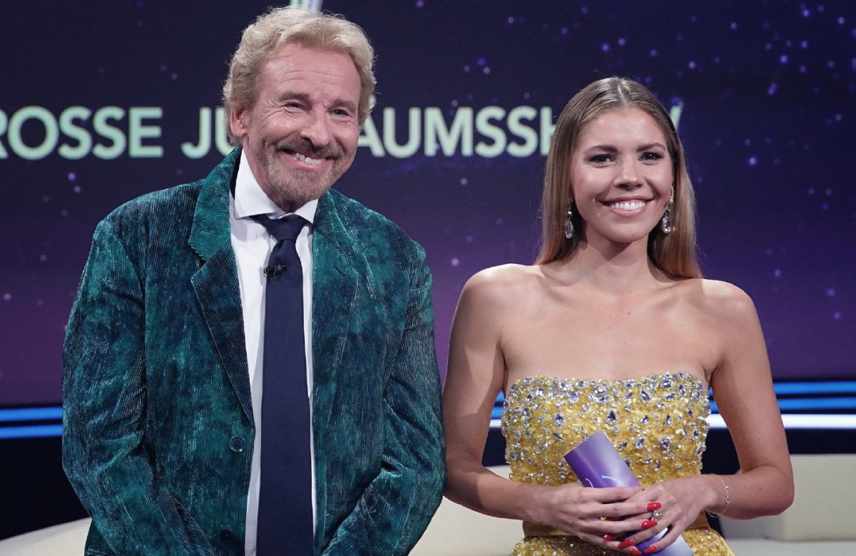 Thomas Gottschalk und Victoria Swarovski moderieren die "Disney100"-Jubiläumsshow