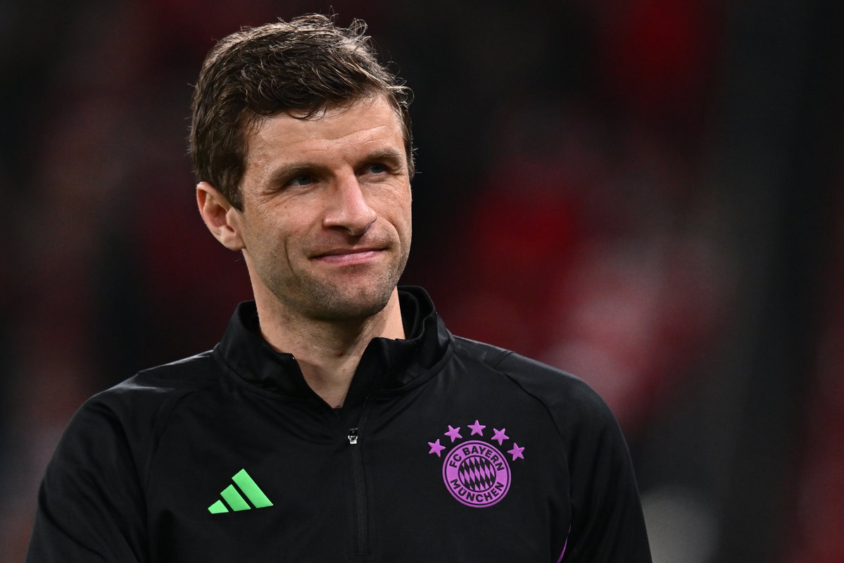 Thomas Müller guckt ernst