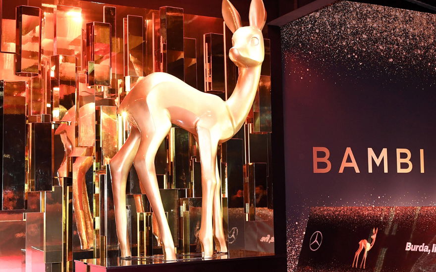 Bambi-Figur vor der Bambi-Verleihung in München