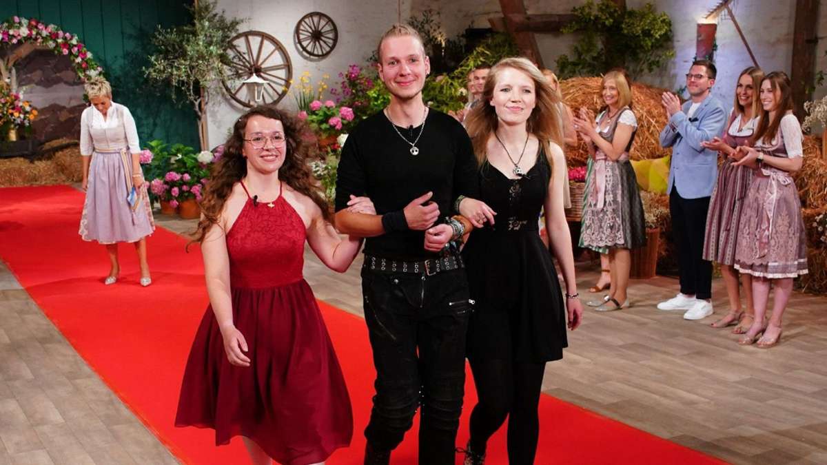 "Bauer sucht Frau" Staffel 19 - Scheunenfest mit Christoph, Stephanie und Lisa