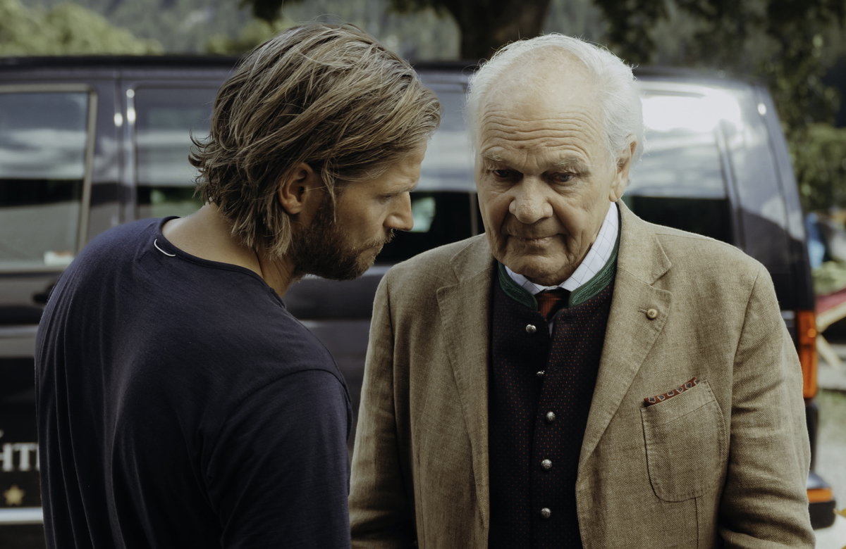 Markus (Sebastian Ströbel, l.) und Peter Herbrechter (Michael König, r.).