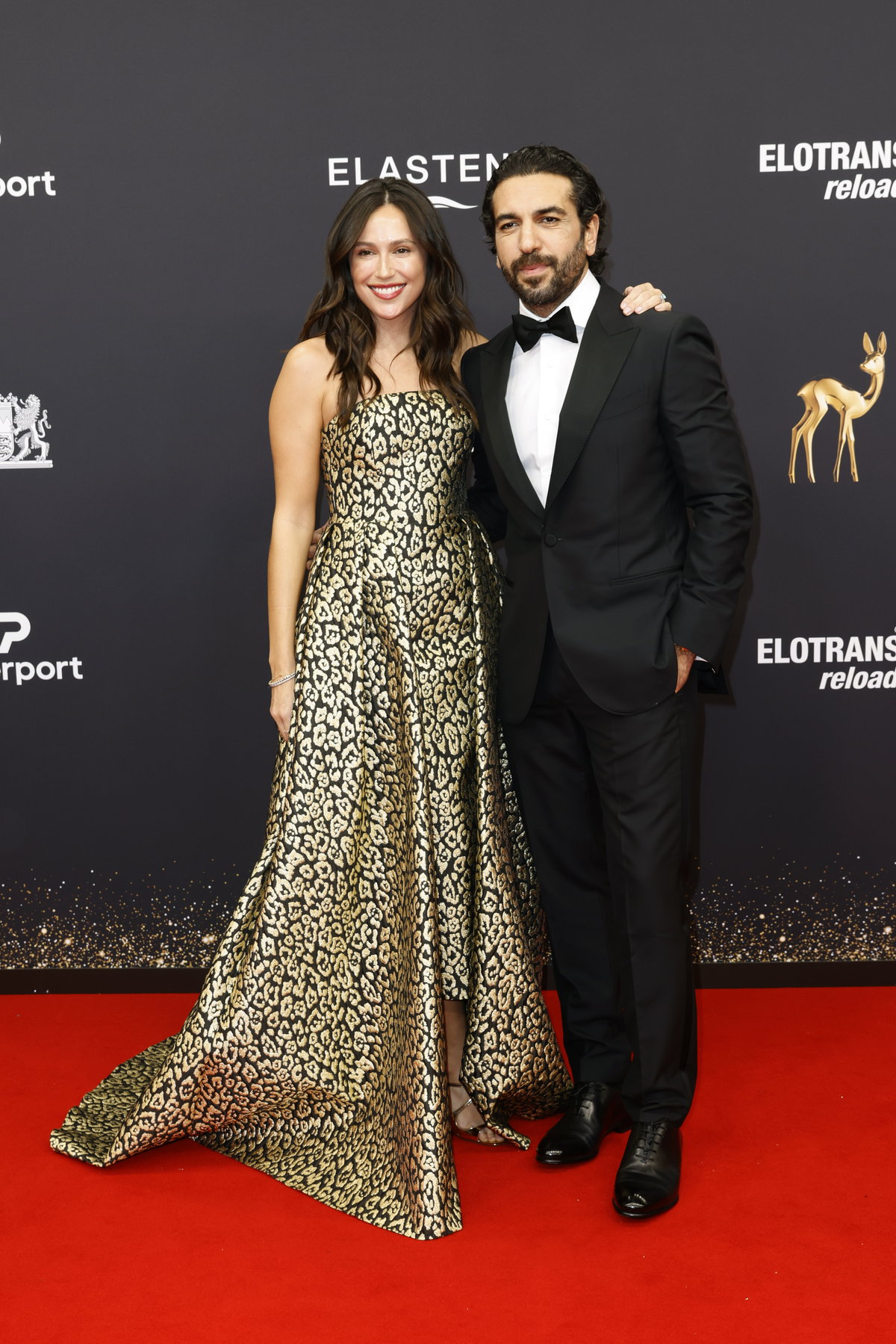 Elyas M'Barek und Ehefrau Jessica M'Barek beim Bambi 2023