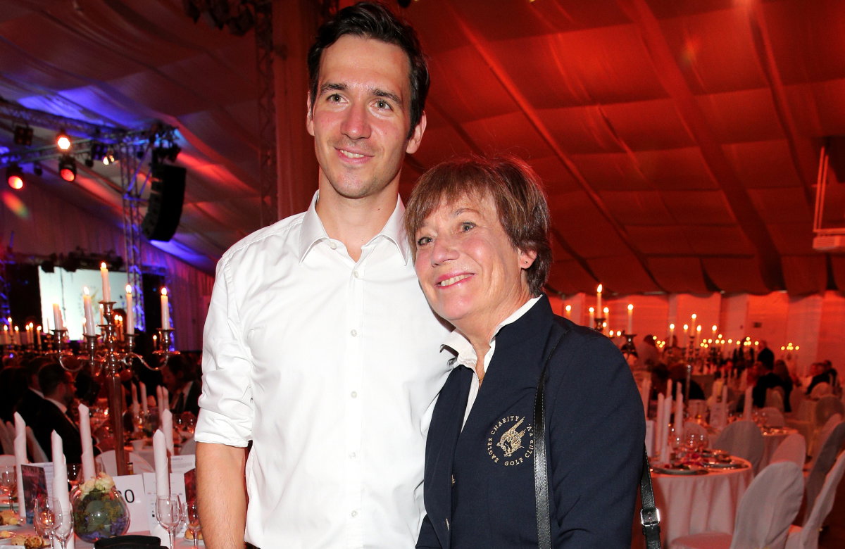 Felix Neureuther und Rosi Mittermaier lächeln