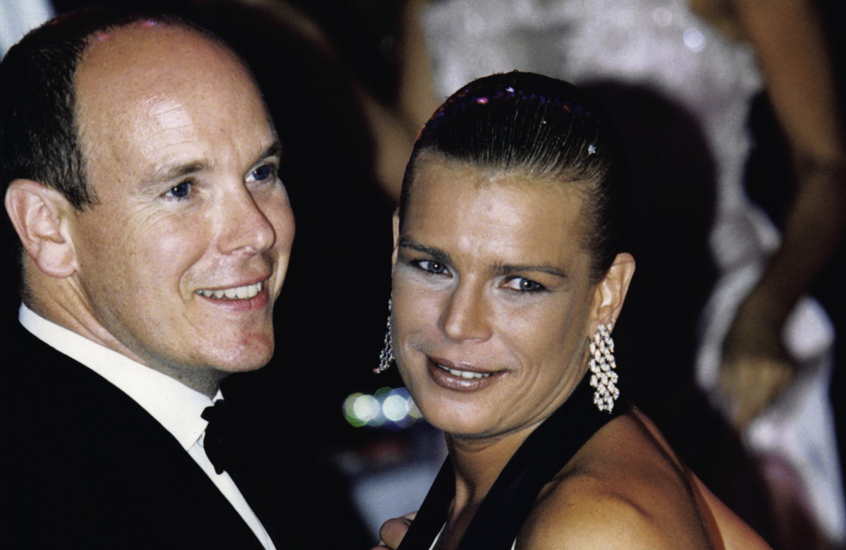 Fürst Albert und seine Schwester Prinzessin Stéphanie auf dem Rosenball.