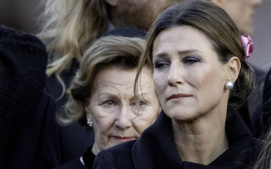 Königin Sonja und Prinzessin Märtha Louise von Norwegen.