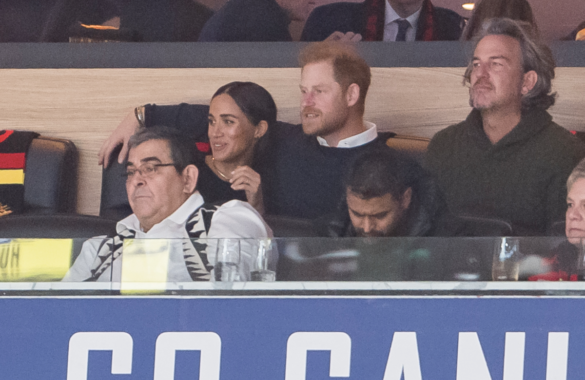 Meghan und Harry bei einem Eishockey-Spiel, November 2023