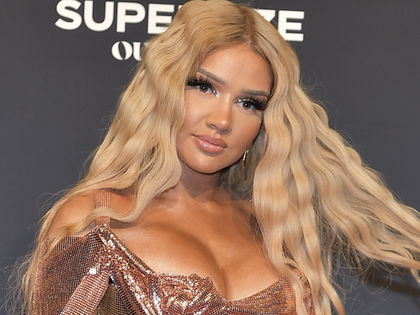 Shirin David: Klares Statement zu ihrer YouTube-Vergangenheit bei letztem Konzert