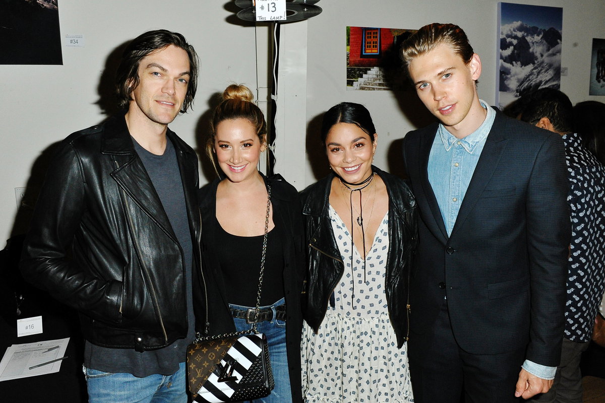 Christopher French und Ashley Tisdale mit Vanessa Hudgens und Austin Butler