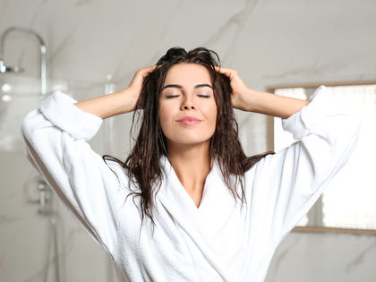 Haarpflege: Mit diesem 8-Euro-Peeling starten wir ganz ohne Haarschäden ins neue Jahr