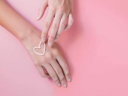 Laut "Öko-Test": Diese günstige Handcreme von Rossmann ist "sehr gut"