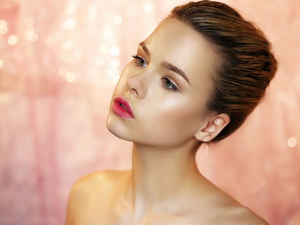 Laut Make-up-Artist: Pearl Skin ist der Glow-Trend 2024