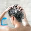 Laut Expertin: Darum solltest du deine Haare nur noch über Kopf waschen