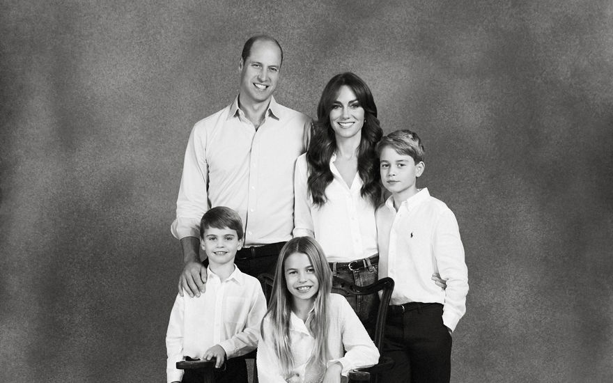 Weihnachtskarte von Prinz William, Prinzessin Kate, Prinz George, Prinzessin Charlotte und Prinz Louis, 2023.