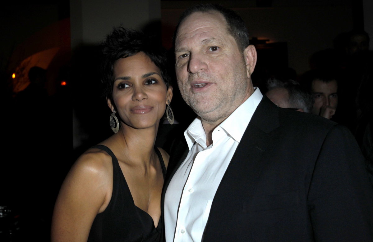Halle Berry und Harvey Weinstein beim Oscar-Dinner von Harvey Weinstein und Dior im Chateau Marmont am 23. Februar 2011