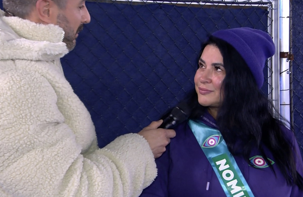 Jochen Schropp interviewt Iris Klein nach ihrem Auszug bei Promi Big Brother.