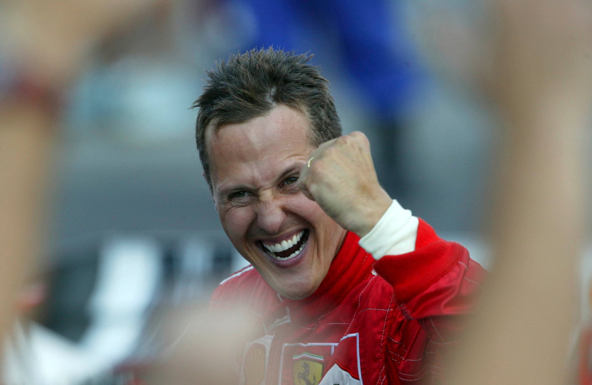 Michael Schumacher jubelt 2004
