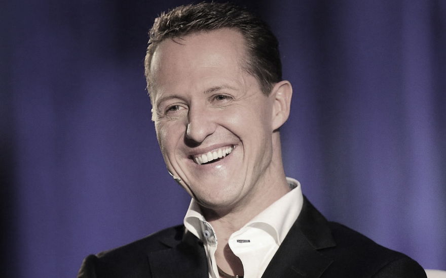 Michael Schumacher lacht bei seinem letzten Auftritt vor dem Skiunfall