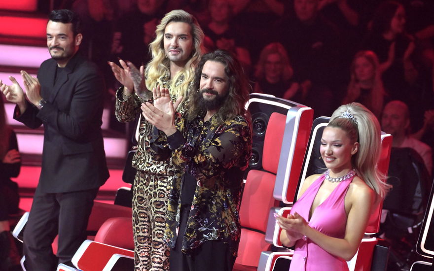 Giovanni Zarrella, Bill Kaulitz, Tom Kaulitz und Shirin David im "The Voice of Germany"-Halbfinale 2023