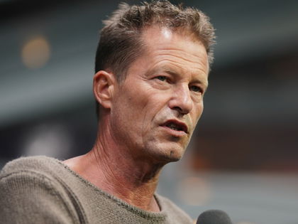 Til Schweiger: Krass! Krankenhaus-Video mit gebrochenen Armen soll Fake sein
