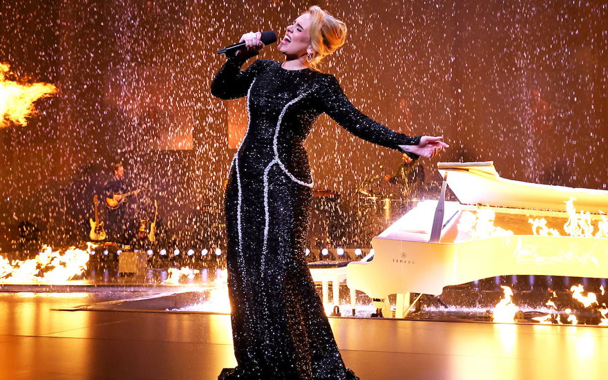 Adele singt bei ihrer Las Vegas Show