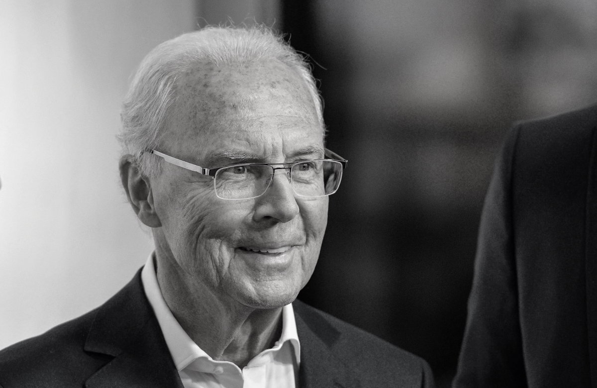 Franz Beckenbauer lächelt