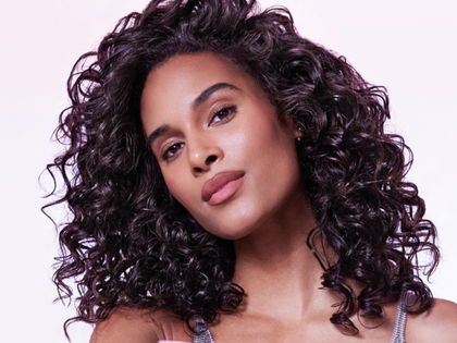 Haarpflege: Dieses 7-Euro-Shampoo sorgt für das glanzvollste Haar deines Lebens
