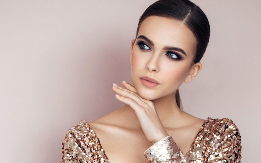 Frau perfektes Augen-Make-up