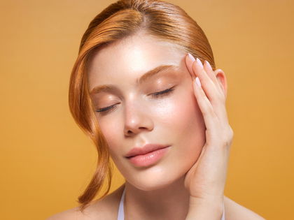 Hautpflege: Dieses aufhellende Drogerie-Fluid mit Vitamin C schenkt 43% mehr Glow