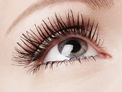 Mascara: Diese wasserfeste Mascara sorgt für bis zu 400% mehr Volumen